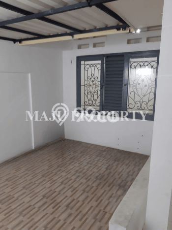 For Sale Hunian Rumah Terawat 2 KT di Raffles Hills, Jakarta Timur For Sale Hunian Rumah Terawat 2 KT di Raffles Hills, Jakarta Timur