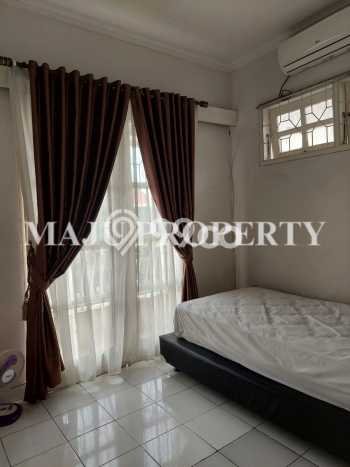 Disewakan! Rumah 3 Kamar Tidur &
2 Kamar Mandi di Cibubur, Bogor Disewakan! Rumah 3 Kamar Tidur &
2 Kamar Mandi di Cibubur, Bogor