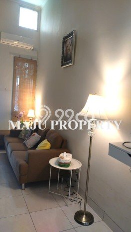 Rumah Siap Pakai area Cibubur, Jakarta Timur, Luas 90m² LB 80m² Rumah Siap Pakai area Cibubur, Jakarta Timur, Luas 90m² LB 80m²