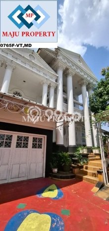 For Sale! Premium House LT 697m2 Desain Elegan di Cibubur For Sale! Premium House LT 697m2 Desain Elegan di Cibubur