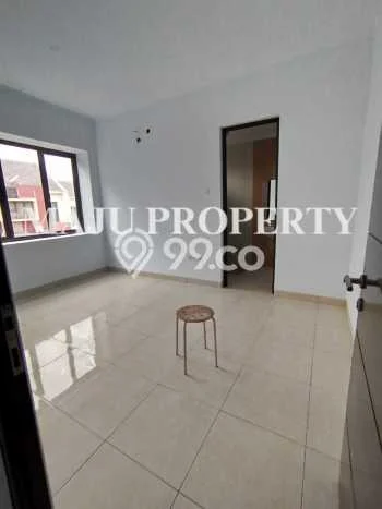 SPECIAL LISTING! Rumah area Cibubur, 3 KT, Dekat Pusat Kota, LT 120m² LB 100m² SPECIAL LISTING! Rumah area Cibubur, 3 KT, Dekat Pusat Kota, LT 120m² LB 100m²