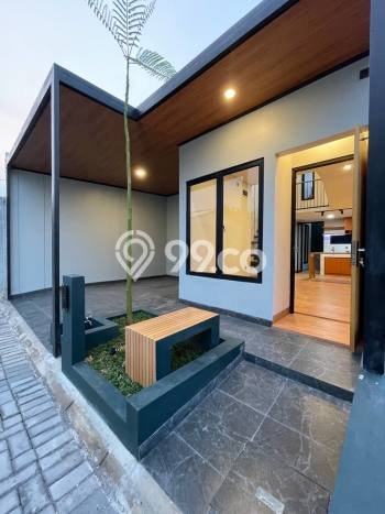 Rumah cantik bergaya jepang modern semi furnish Rumah cantik bergaya jepang modern semi furnish