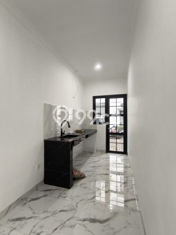 Jual Rumah Ready Modern di Selatan Jakarta Jual Rumah Ready Modern di Selatan Jakarta
