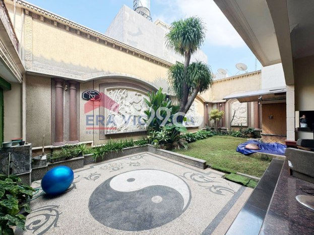Lokasi terbaik! Rumah siap huni dikontrakkan di Blimbing LB 432m2 Lokasi terbaik! Rumah siap huni dikontrakkan di Blimbing LB 432m2