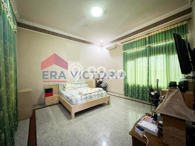 Lokasi terbaik! Rumah siap huni dikontrakkan di Blimbing LB 432m2 Lokasi terbaik! Rumah siap huni dikontrakkan di Blimbing LB 432m2