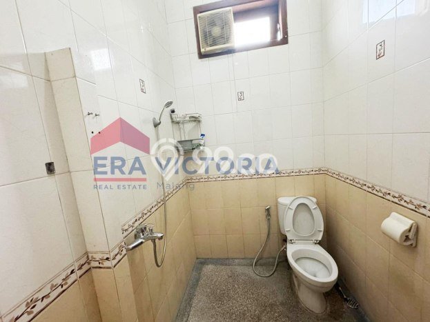 Lokasi terbaik! Rumah siap huni dikontrakkan di Blimbing LB 432m2 Lokasi terbaik! Rumah siap huni dikontrakkan di Blimbing LB 432m2