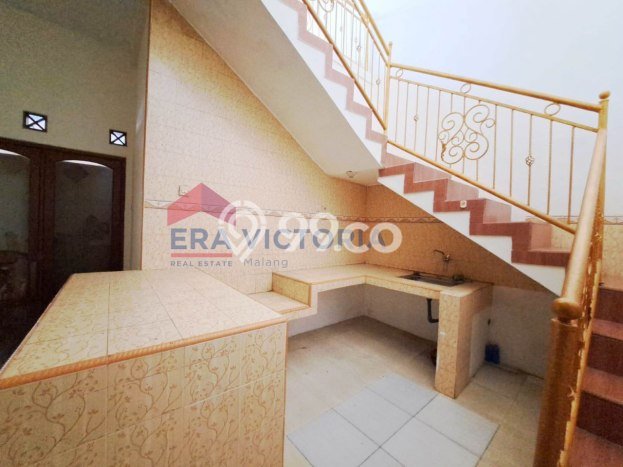 Sewa cepat rumah minimalis lokasi strategis 4 Kamar di Blimbing, Malang Sewa cepat rumah minimalis lokasi strategis 4 Kamar di Blimbing, Malang