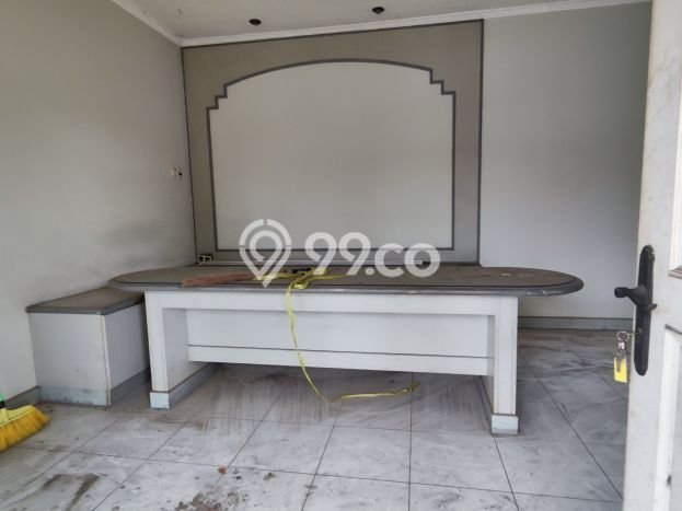 Ready to Use! Luxury House LT 380m2 Desain Elegan di Cengkareng Barat Ready to Use! Luxury House LT 380m2 Desain Elegan di Cengkareng Barat