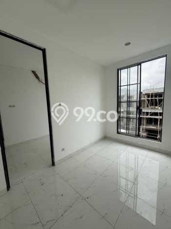 For Sale! Premium House LT 154m2 Desain Elegan di Meruya For Sale! Premium House LT 154m2 Desain Elegan di Meruya