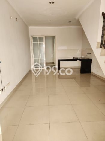 Disewakan! Rumah 2 Kamar Tidur &
2 Kamar Mandi di Green Lake City, Jakarta Barat Disewakan! Rumah 2 Kamar Tidur &
2 Kamar Mandi di Green Lake City, Jakarta Barat