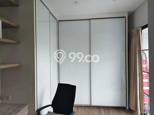 Rumah Kontrakan Jakarta Barat LT 200m2 LB 230m2 Area Green Lake City Rumah Kontrakan Jakarta Barat LT 200m2 LB 230m2 Area Green Lake City