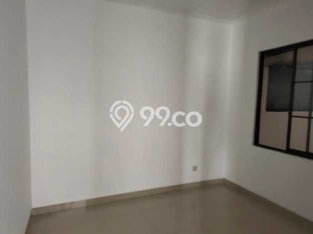 Disewakan! Rumah 4 Kamar Tidur &
3 Kamar Mandi di Green Lake City, Jakarta Barat Disewakan! Rumah 4 Kamar Tidur &
3 Kamar Mandi di Green Lake City, Jakarta Barat