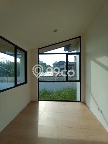 Lokasi strategis! Rumah siap pakai dikontrakkan di Kelapa Dua LB 68m2 Lokasi strategis! Rumah siap pakai dikontrakkan di Kelapa Dua LB 68m2