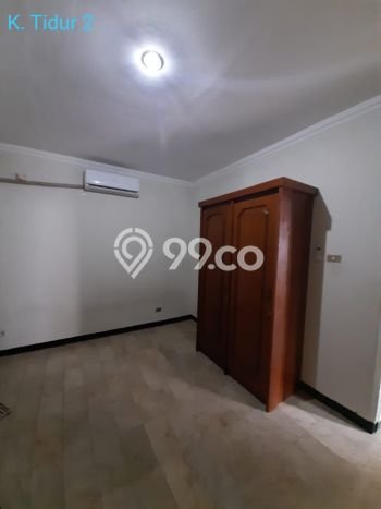 For Sale! Luxury House LT 135m2 Desain Elegan di Tomang For Sale! Luxury House LT 135m2 Desain Elegan di Tomang