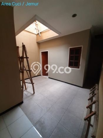 For Sale! Luxury House LT 135m2 Desain Elegan di Tomang For Sale! Luxury House LT 135m2 Desain Elegan di Tomang