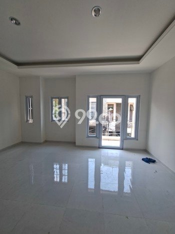 Dijual Rumah Luas Elegan Dengan View Eksklusif di Tomang, Jakarta Barat Dijual Rumah Luas Elegan Dengan View Eksklusif di Tomang, Jakarta Barat