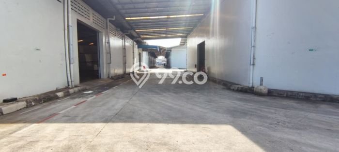 Gudang Disewakan Cepat di Penjaringan Jakarta Utara LB 5570m2 Gudang Disewakan Cepat di Penjaringan Jakarta Utara LB 5570m2