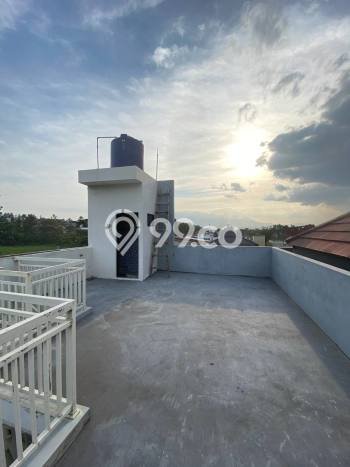 Rumah LT 139m2m² / LB 164m2m² Dekat Rumah Sakit di Kedungkandang, Malang Rumah LT 139m2m² / LB 164m2m² Dekat Rumah Sakit di Kedungkandang, Malang