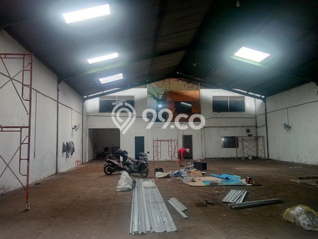 LOKASI STRATEGIS! Gudang di Blimbing, Luas 400m2m², Area Potensial LOKASI STRATEGIS! Gudang di Blimbing, Luas 400m2m², Area Potensial