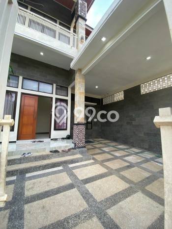 Rumah LT 139m2m² / LB 164m2m² Dekat Rumah Sakit di Kedungkandang, Malang Rumah LT 139m2m² / LB 164m2m² Dekat Rumah Sakit di Kedungkandang, Malang