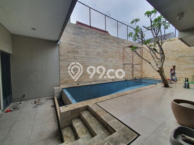 Rumah Kondisi Baik Disewakan di Pondok Indah, Jakarta Selatan LT 350m2, LB 400m2 Rumah Kondisi Baik Disewakan di Pondok Indah, Jakarta Selatan LT 350m2, LB 400m2