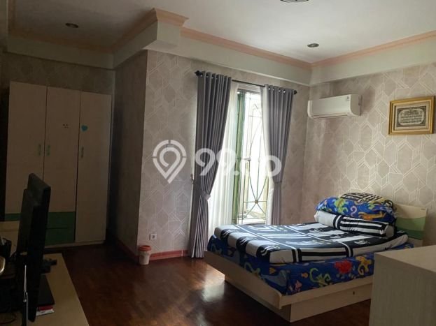 Rumah Elit Modern Tanpa Renovasi di Pondok Indah Jakarta Selatan Rumah Elit Modern Tanpa Renovasi di Pondok Indah Jakarta Selatan