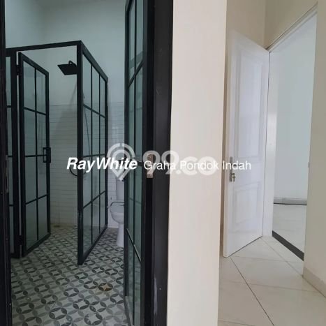 Rumah Elit LB 302m2 Siap Pakai Desain Elegan di Pondok Indah, Jakarta Selatan Rumah Elit LB 302m2 Siap Pakai Desain Elegan di Pondok Indah, Jakarta Selatan