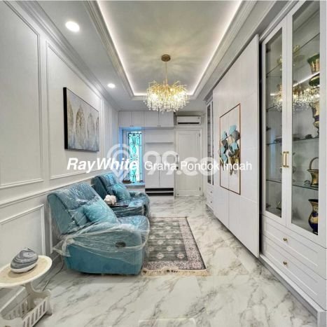 Dijual Rumah Mewah Megah Dengan View Cantik di Pondok Indah, Jakarta Selatan Dijual Rumah Mewah Megah Dengan View Cantik di Pondok Indah, Jakarta Selatan