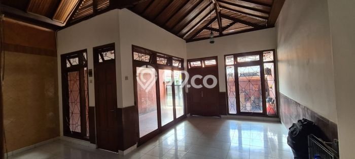 For Sale! Luxury House LT 168m2 Desain Modern di Bangka For Sale! Luxury House LT 168m2 Desain Modern di Bangka