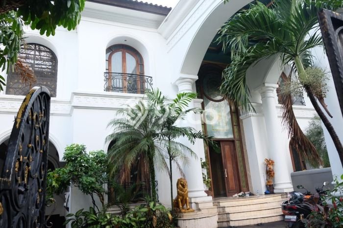 Disewakan Rumah Nyaman LT 1198m2 / LB 1000m2 di Pondok Indah, Jakarta Selatan Disewakan Rumah Nyaman LT 1198m2 / LB 1000m2 di Pondok Indah, Jakarta Selatan
