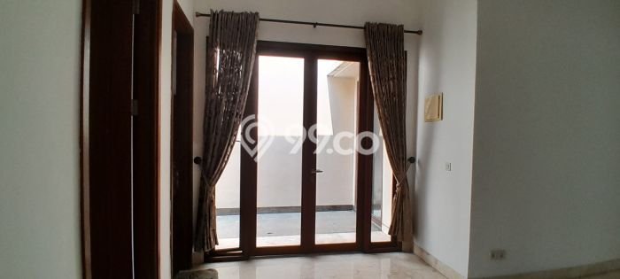 Rumah Disewakan Jakarta Selatan LT 190m2 LB 200m2 Area Pejaten Rumah Disewakan Jakarta Selatan LT 190m2 LB 200m2 Area Pejaten