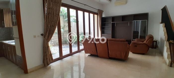 Rumah Disewakan Jakarta Selatan LT 190m2 LB 200m2 Area Pejaten Rumah Disewakan Jakarta Selatan LT 190m2 LB 200m2 Area Pejaten