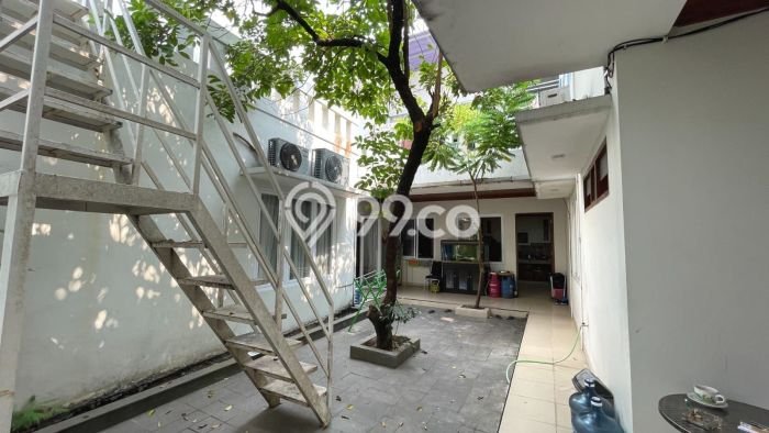 Jual Rumah Luas Elegan Dengan View Cantik di Lebak Bulus, Jakarta Selatan Jual Rumah Luas Elegan Dengan View Cantik di Lebak Bulus, Jakarta Selatan
