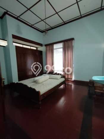 Ready to Use! Luxury House LT 616m2 Desain Elegan di Cipaganti Ready to Use! Luxury House LT 616m2 Desain Elegan di Cipaganti