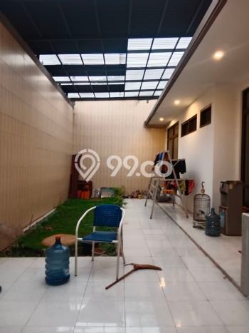 LIMITED OFFER! Rumah Berkualitas di , LT 320m2m² Bangunan 250m2m² LIMITED OFFER! Rumah Berkualitas di , LT 320m2m² Bangunan 250m2m²