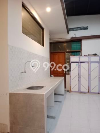 LIMITED OFFER! Rumah Berkualitas di , LT 320m2m² Bangunan 250m2m² LIMITED OFFER! Rumah Berkualitas di , LT 320m2m² Bangunan 250m2m²