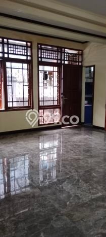 Jarang Ada! Rumah Sewa 5 Kamar Bagus Siap Huni BKR Jarang Ada! Rumah Sewa 5 Kamar Bagus Siap Huni BKR