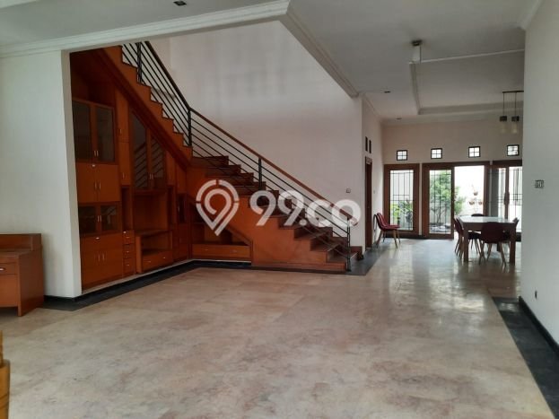 Rumah Cantik Siap Pakai Di Batununggal Luas 450m2 Lokasi Strategis Rumah Cantik Siap Pakai Di Batununggal Luas 450m2 Lokasi Strategis