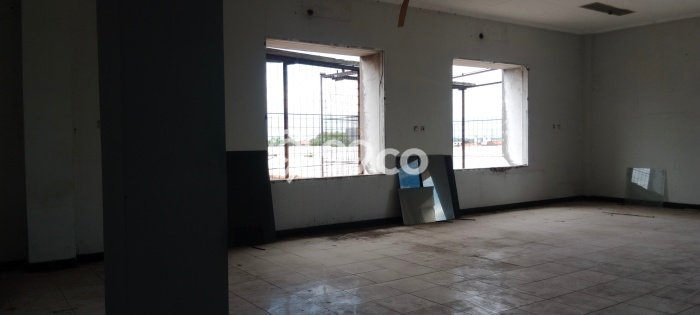 Unit Gudang Tersedia di Moch Toha Spesifikasi LB 970m2 Unit Gudang Tersedia di Moch Toha Spesifikasi LB 970m2