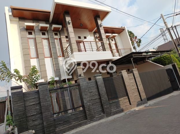 Rumah Cantik Siap Pakai Di Batununggal Luas 450m2 Lokasi Strategis Rumah Cantik Siap Pakai Di Batununggal Luas 450m2 Lokasi Strategis