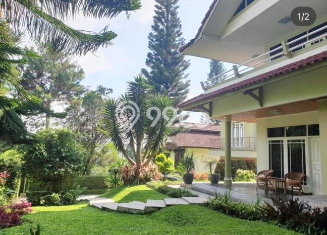 Tersedia Vila di , Luas 953m2m², Dekat mudah fasilitas Tersedia Vila di , Luas 953m2m², Dekat mudah fasilitas