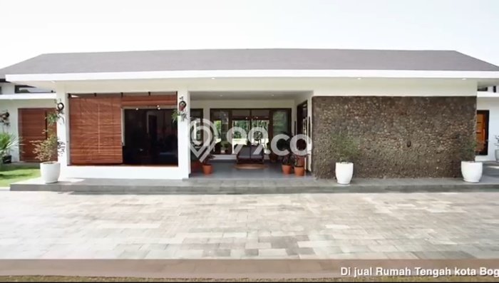 Vila Strategis di Bogor Tengah, Area 1687m2m², Area Nyaman Vila Strategis di Bogor Tengah, Area 1687m2m², Area Nyaman