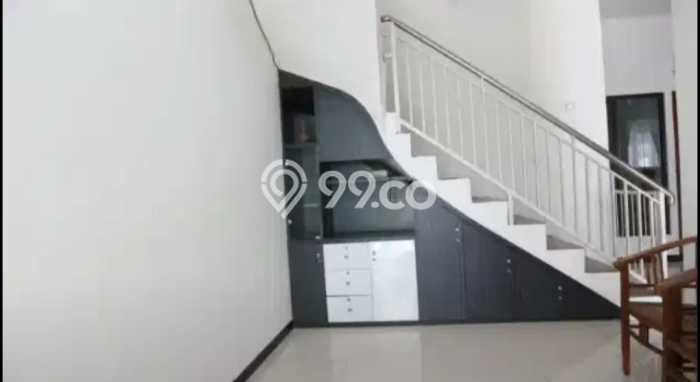 Rumah Modern Minimalis 4 Kamar Siap Huni di Banyumanik Rumah Modern Minimalis 4 Kamar Siap Huni di Banyumanik