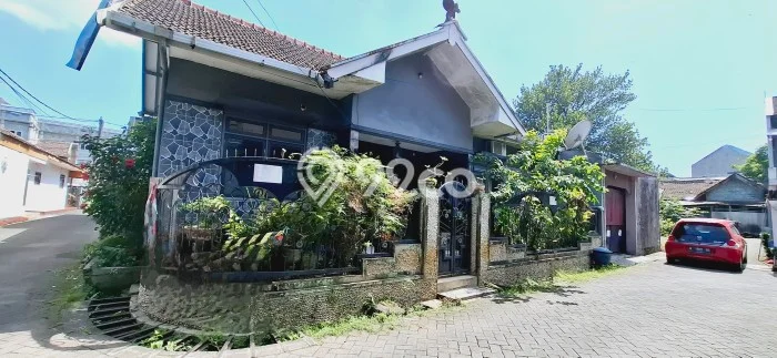 Hunian Cantik Minimalis Lb 150m2 di Sukun, Malang Hunian Cantik Minimalis Lb 150m2 di Sukun, Malang