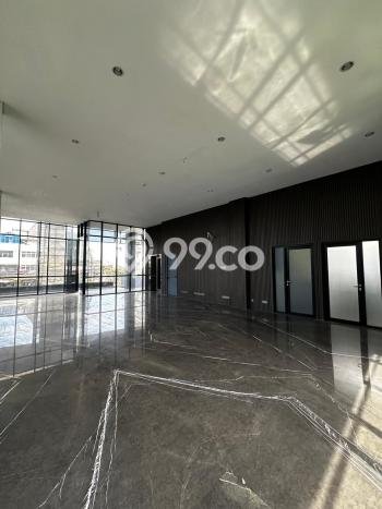 Kantor untuk Disewa di Pusat Jakarta Selatan Luas Bangunan 1465m2 Kantor untuk Disewa di Pusat Jakarta Selatan Luas Bangunan 1465m2