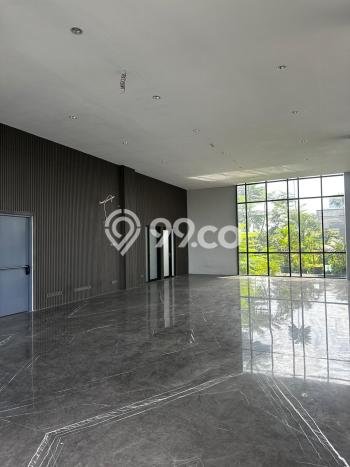Kantor untuk Disewa di Pusat Jakarta Selatan Luas Bangunan 1465m2 Kantor untuk Disewa di Pusat Jakarta Selatan Luas Bangunan 1465m2