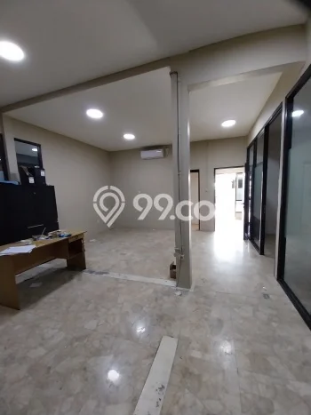 Komersial bagus disewakan di Kebayoran Baru Jakarta Selatan dengan LB 200m2 harga sewa terbaik Komersial bagus disewakan di Kebayoran Baru Jakarta Selatan dengan LB 200m2 harga sewa terbaik