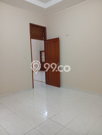 Ready to Use! Premium House LT 377m2 Desain Elegan di Cipete Ready to Use! Premium House LT 377m2 Desain Elegan di Cipete