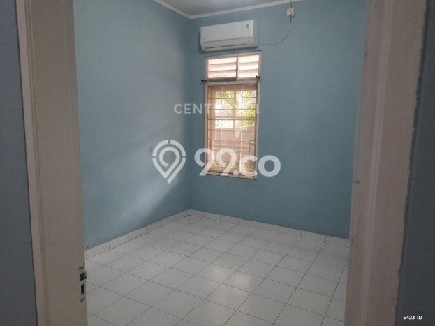Dijual Hunian Rumah Terawat 3 Kamar di Bintaro, Tangerang Selatan Dijual Hunian Rumah Terawat 3 Kamar di Bintaro, Tangerang Selatan