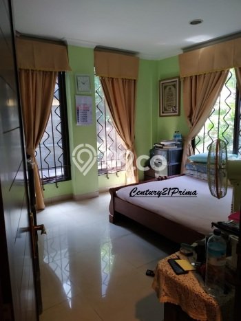 Hunian Mewah LB 600m2 Siap Pakai Desain Elegan di Bintaro, Tangerang Selatan Hunian Mewah LB 600m2 Siap Pakai Desain Elegan di Bintaro, Tangerang Selatan
